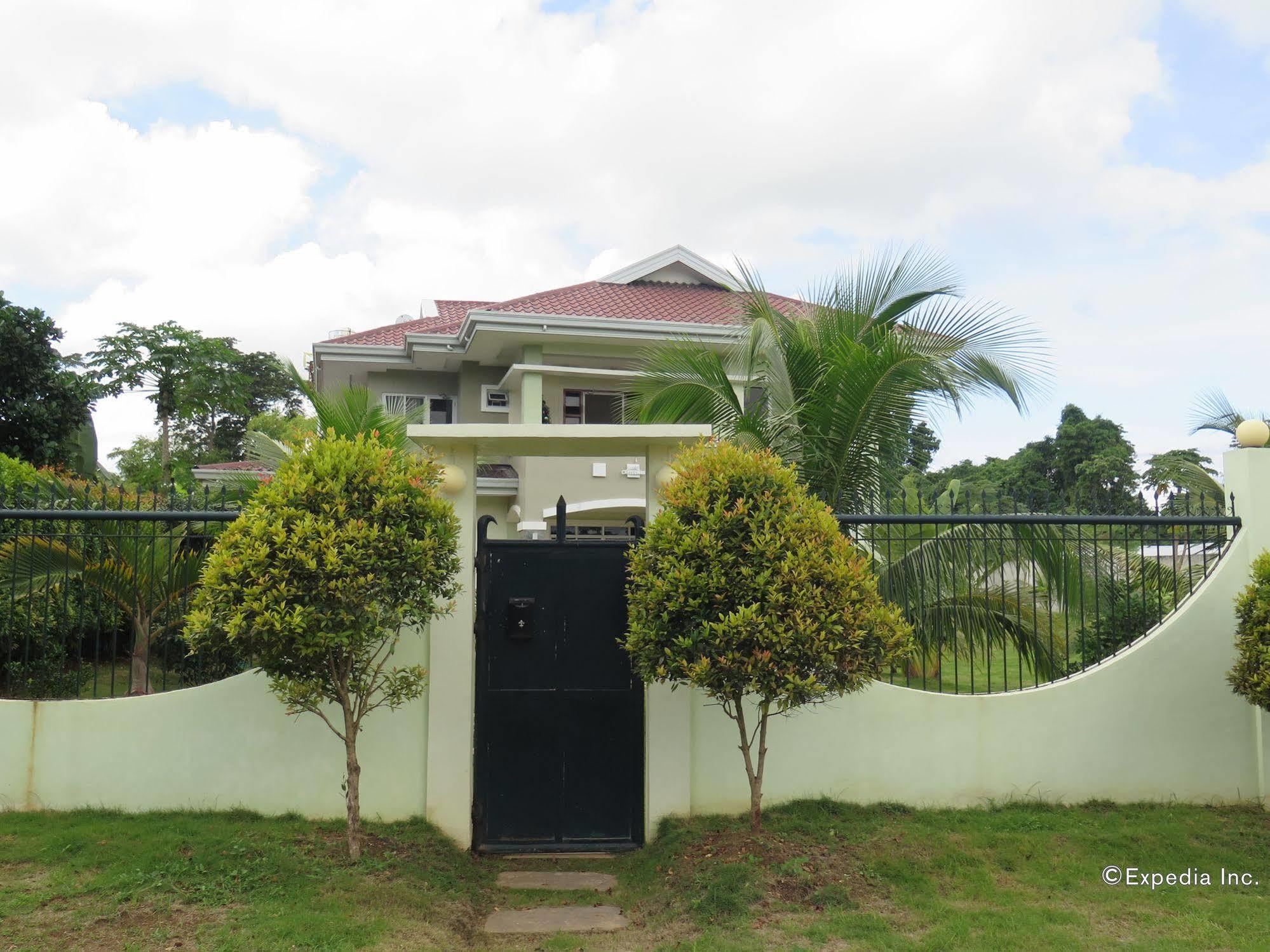 Oasi Fiore Bed & Breakfast Panglao Exterior foto